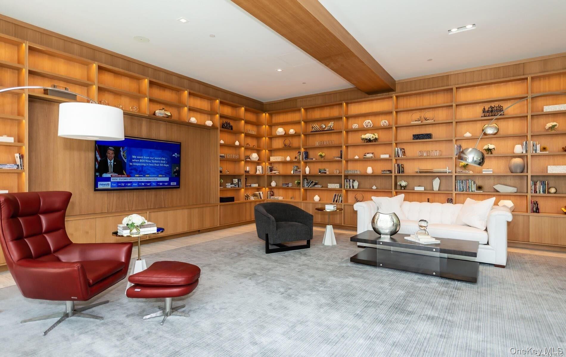 100 Garvies Point Road Unit: 1014