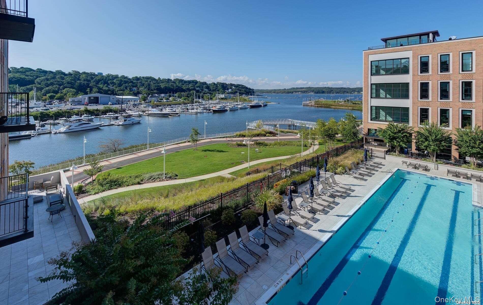 100 Garvies Point Road Unit: 1014