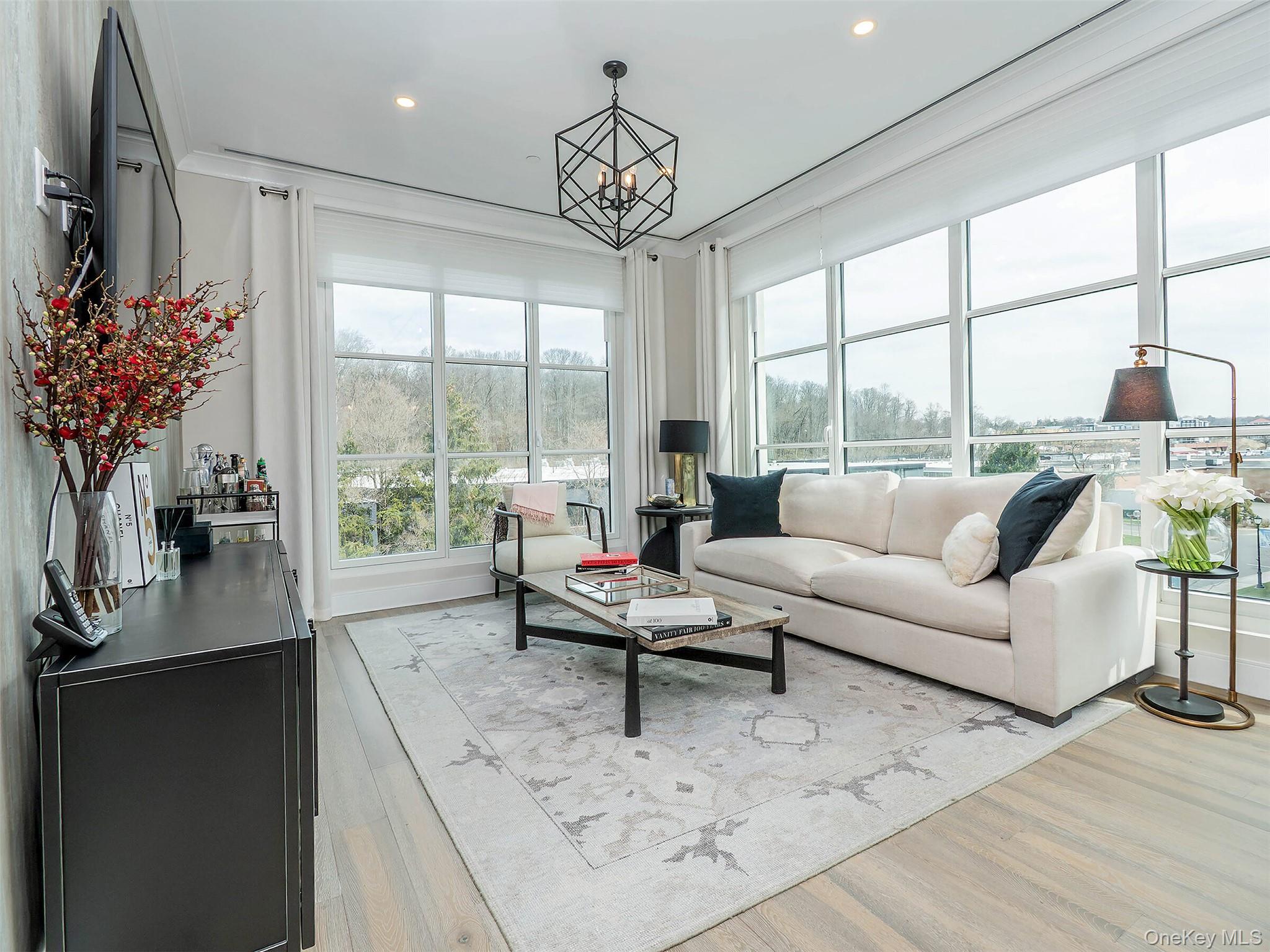 100 Garvies Point Road Unit: 1116
