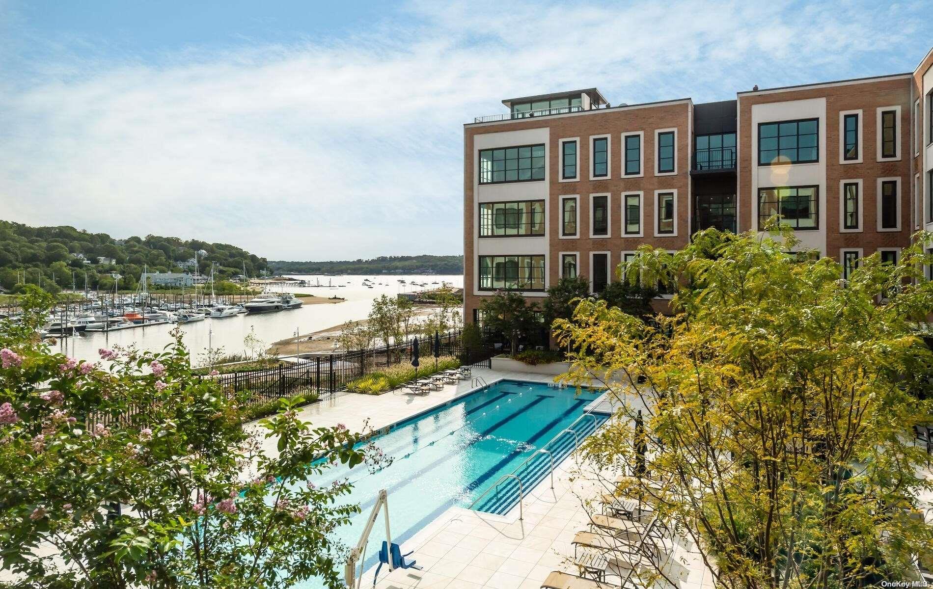 100 Garvies Point Road Unit: 1132