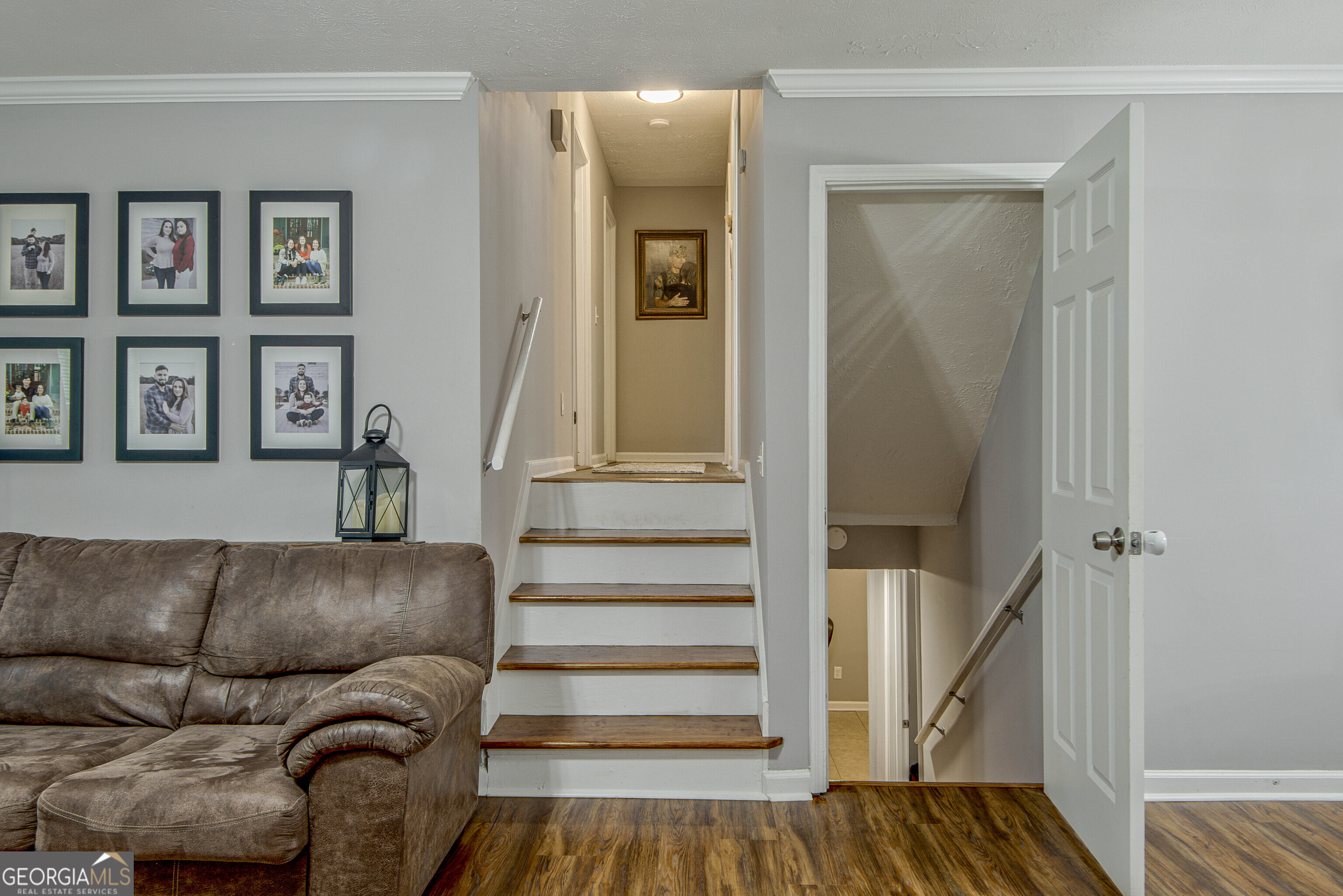 123 W Wedgewood Circle