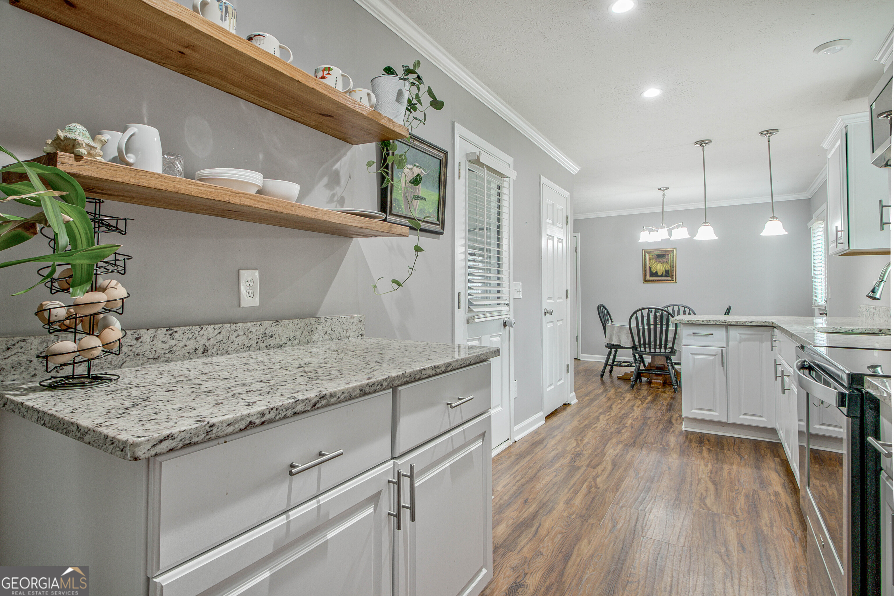 123 W Wedgewood Circle