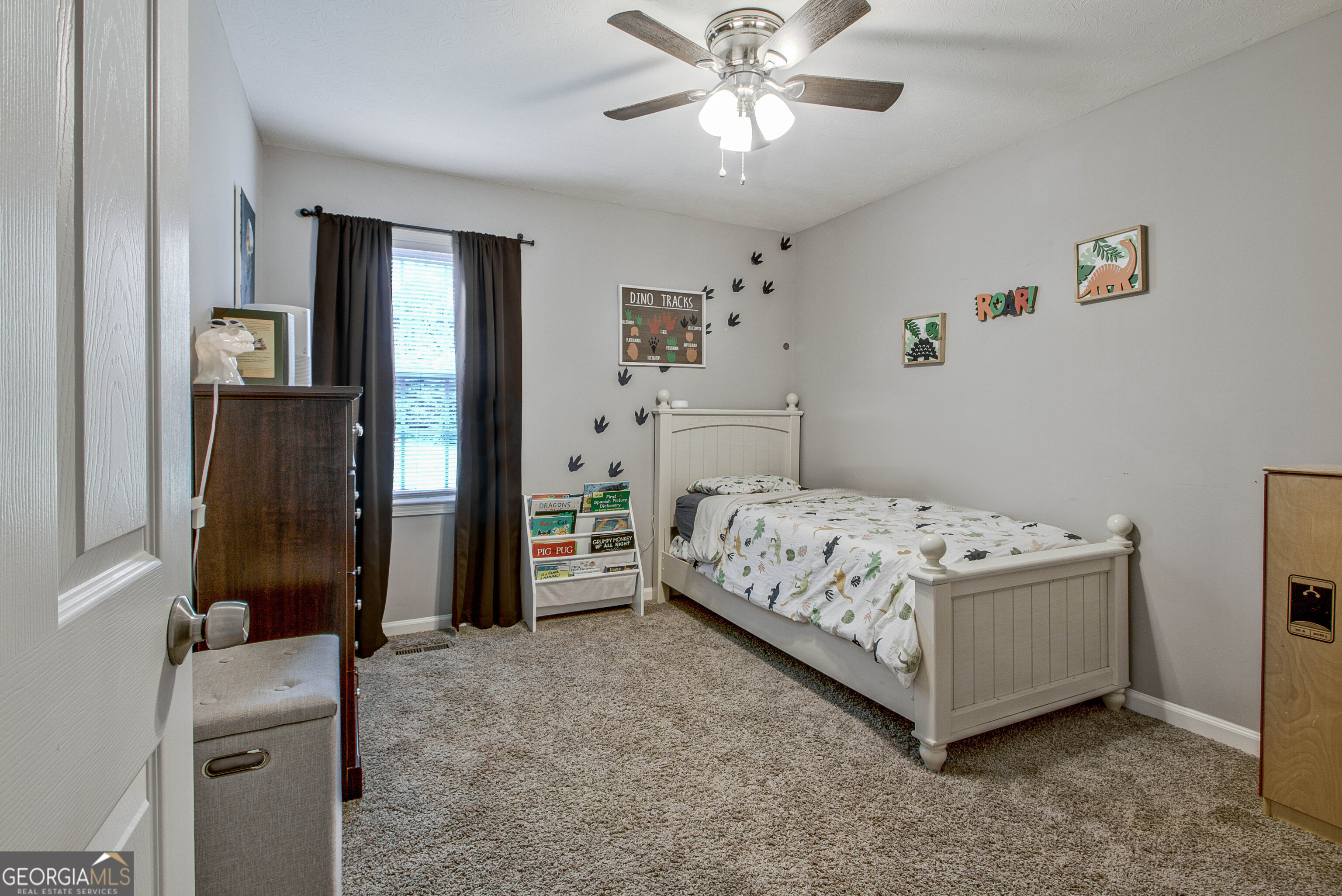 123 W Wedgewood Circle