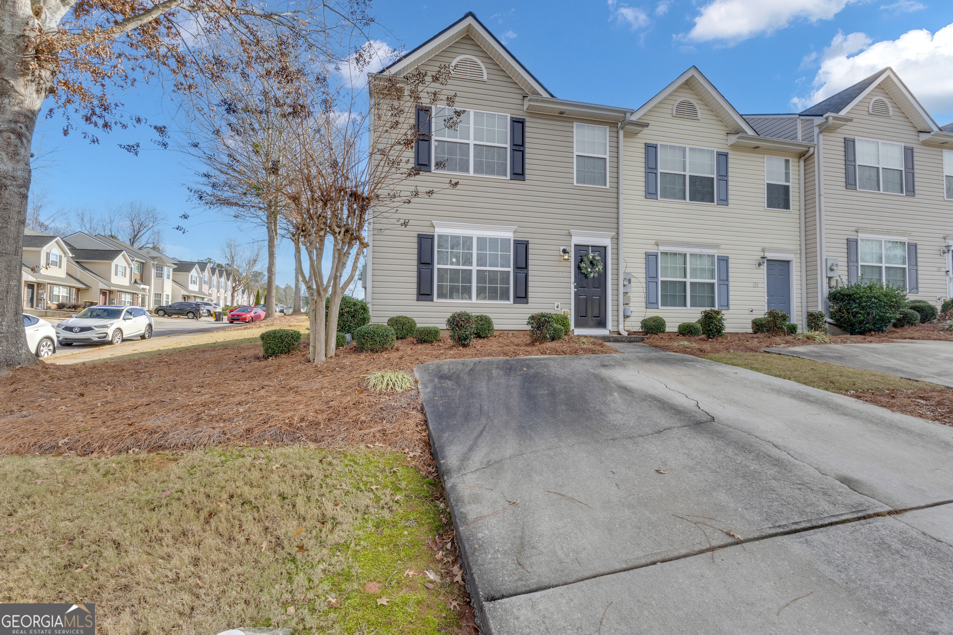 127 Chastain Circle