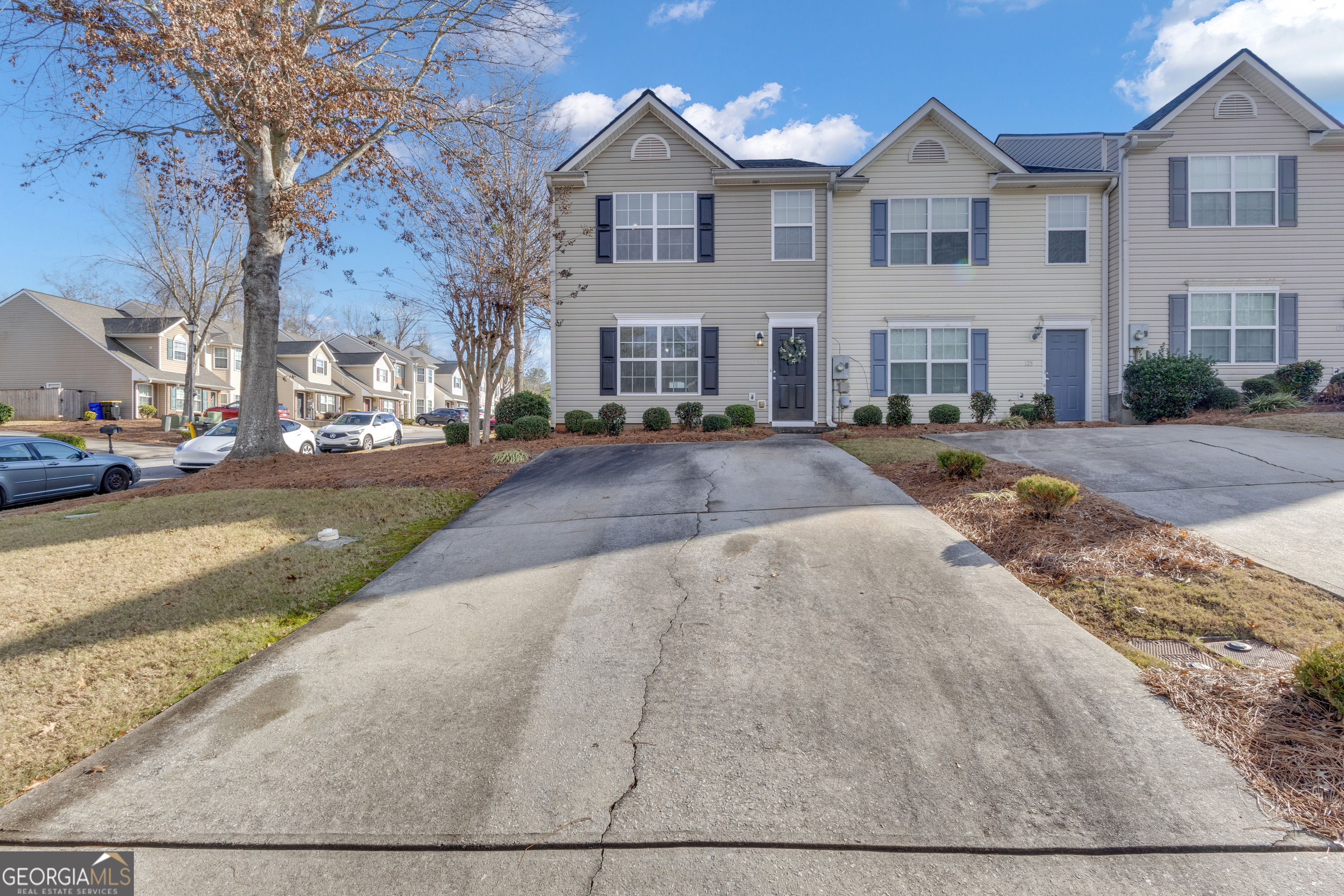 127 Chastain Circle