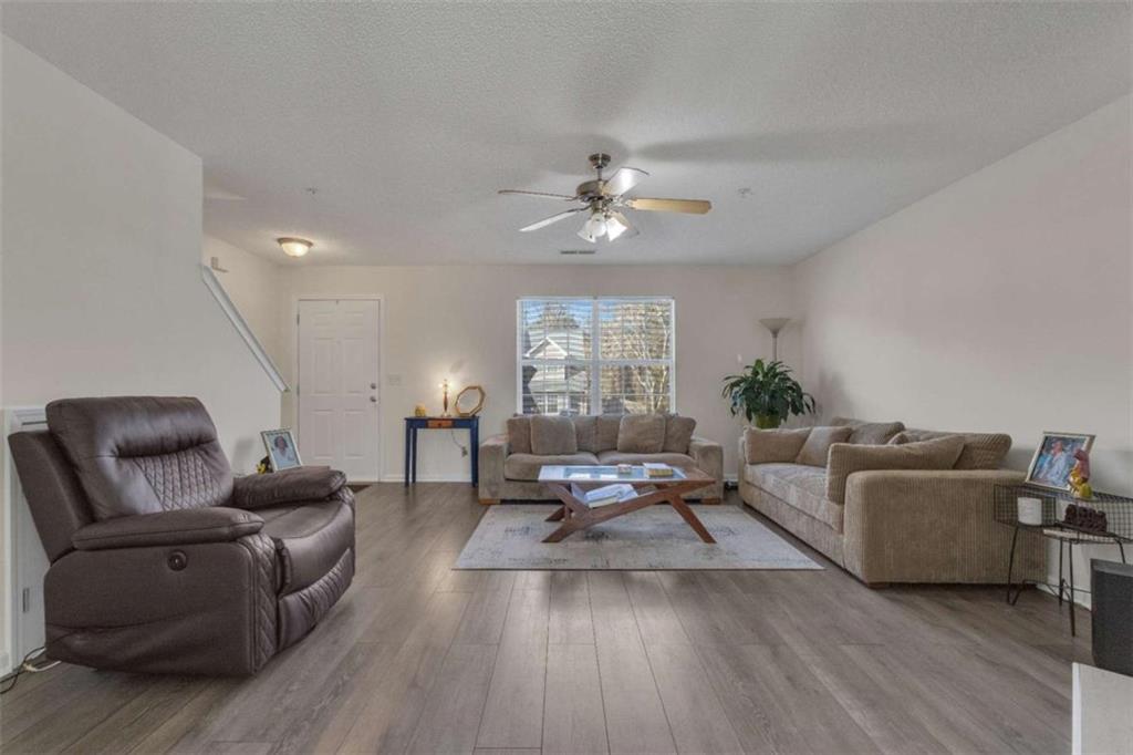 127 Chastain Circle
