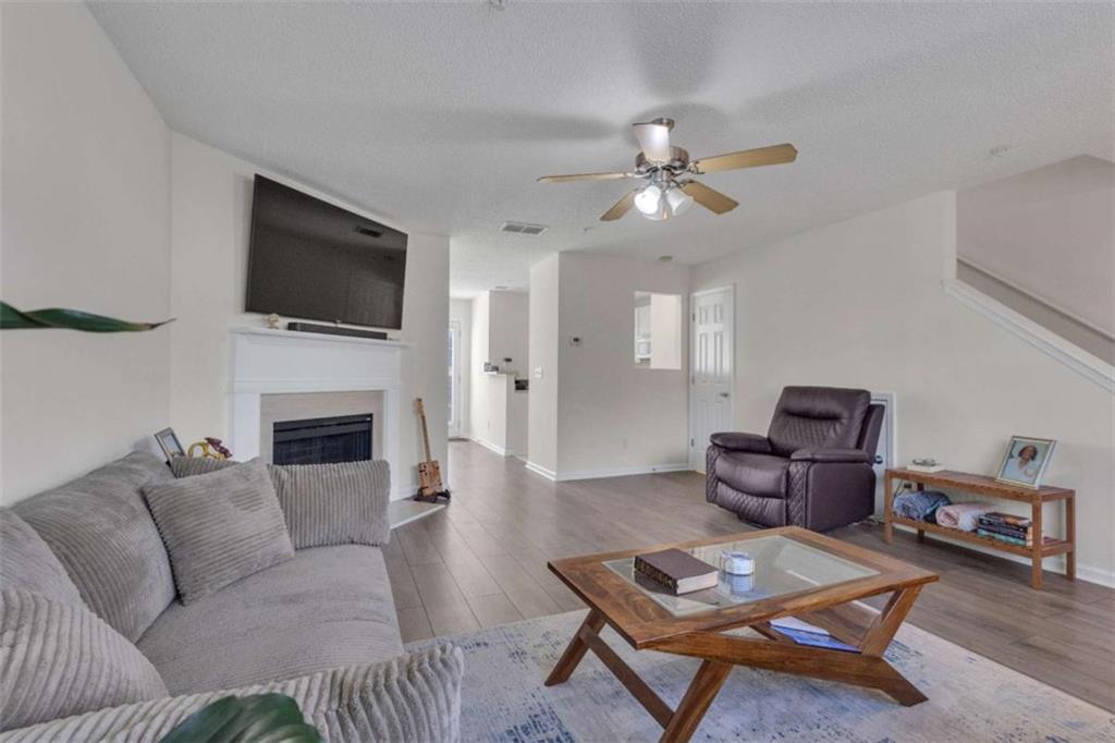127 Chastain Circle