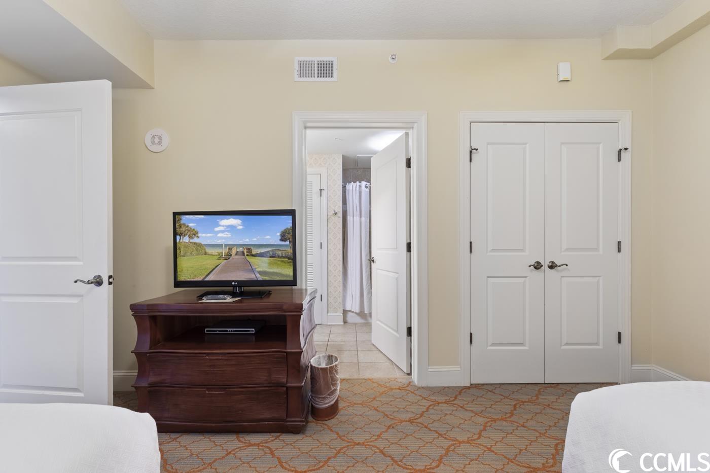 8121 Amalfi Pl. Unit: 4-705