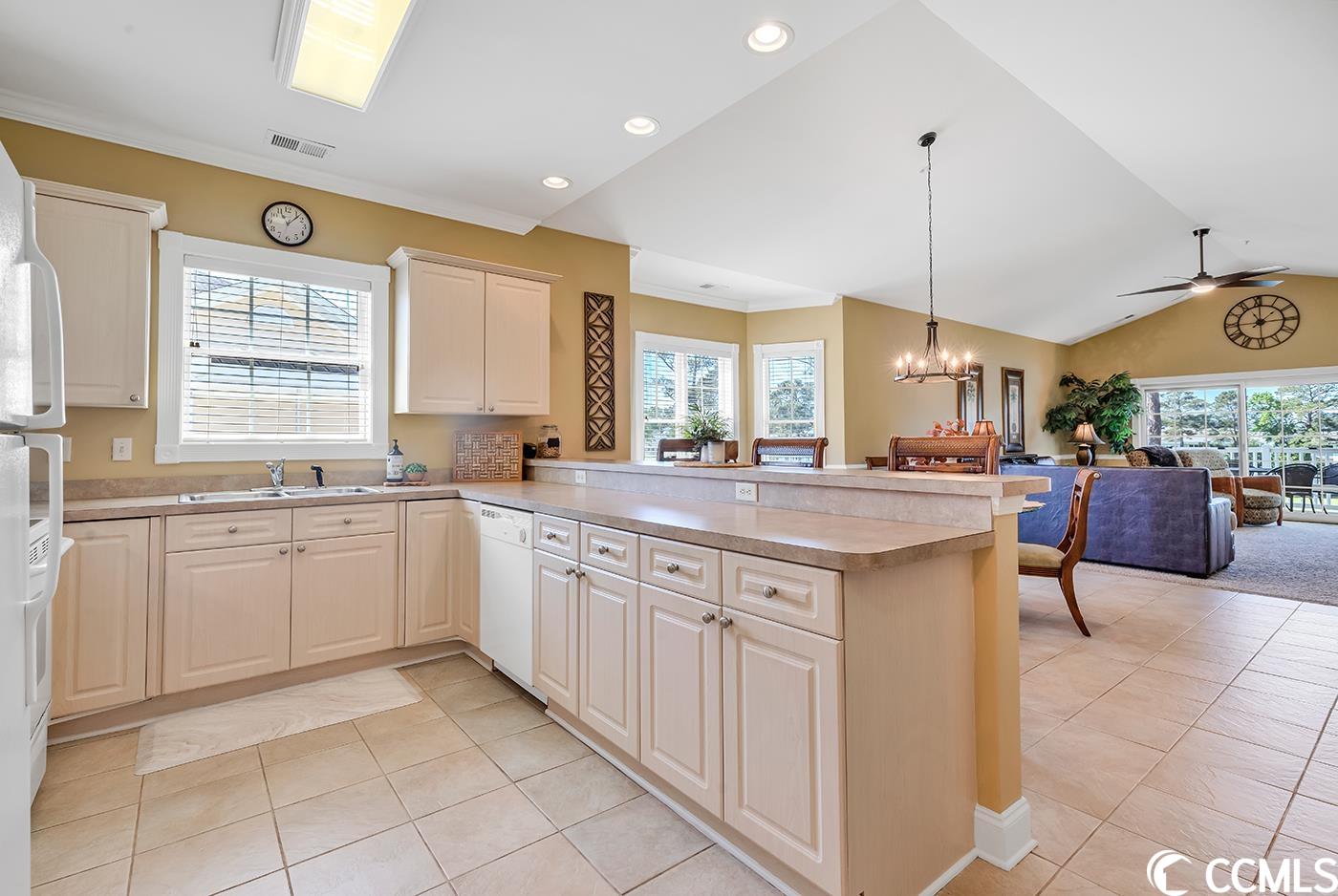 4886 Luster Leaf Circle Unit: 401