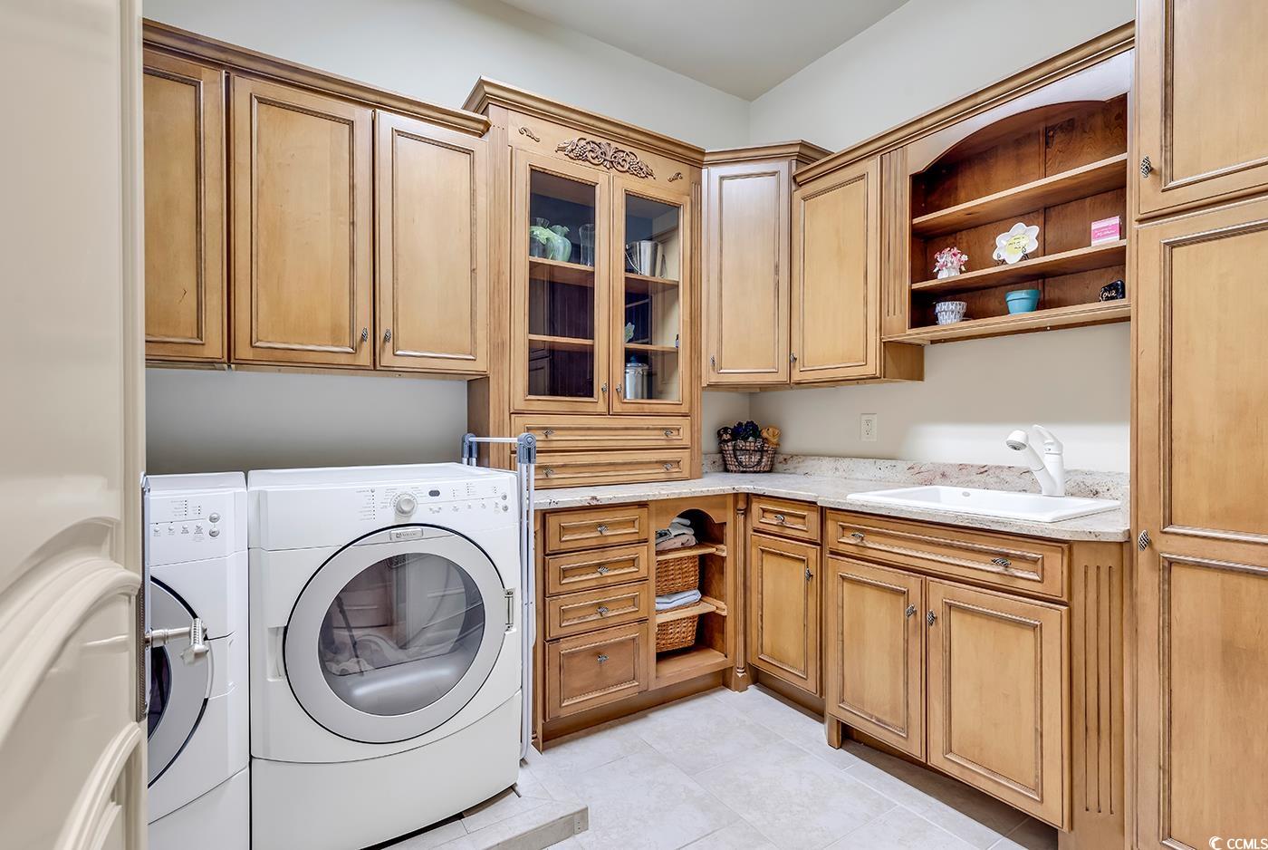 9848 Bellasera Circle