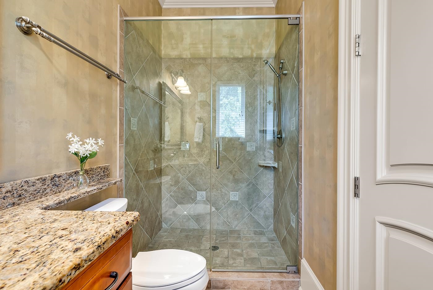 9848 Bellasera Circle