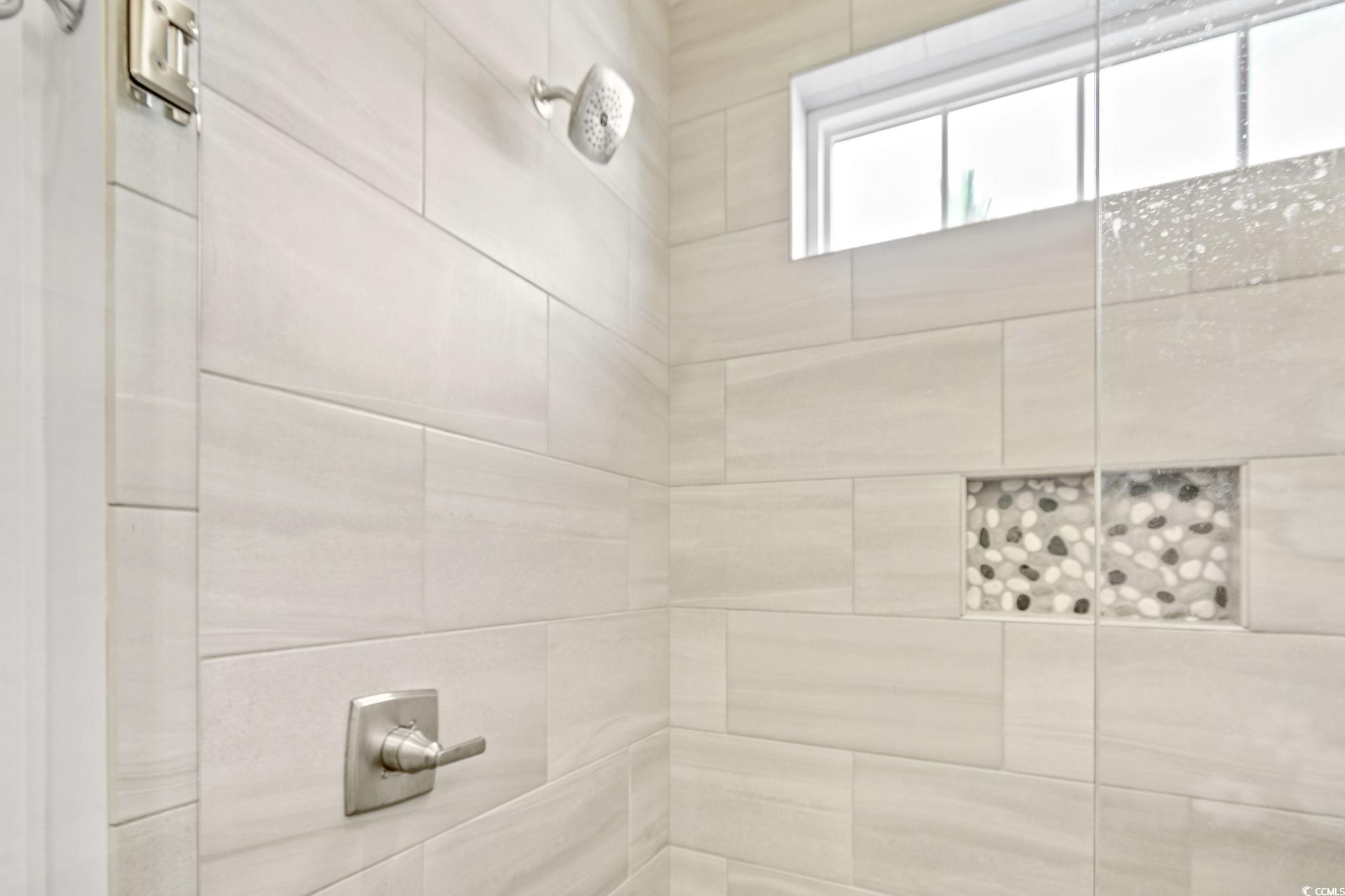 8190 Wren Feather Lane