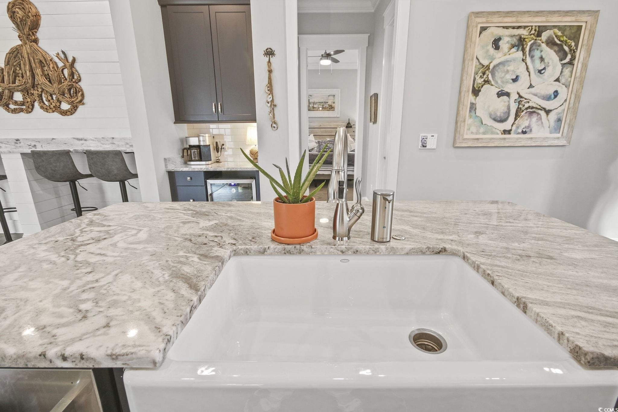 8190 Wren Feather Lane