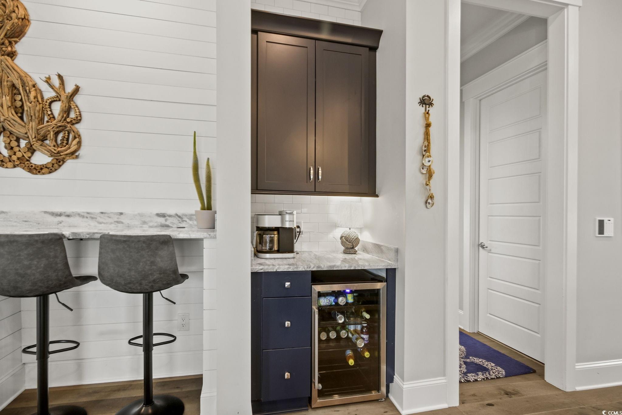 8190 Wren Feather Lane