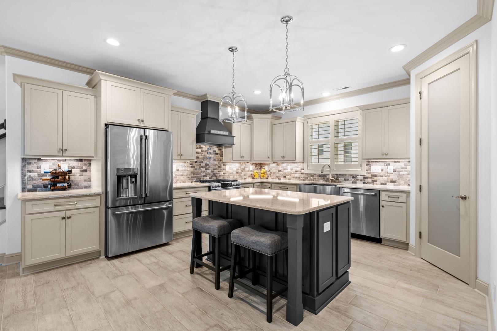 8454 Cape Dutch Loop