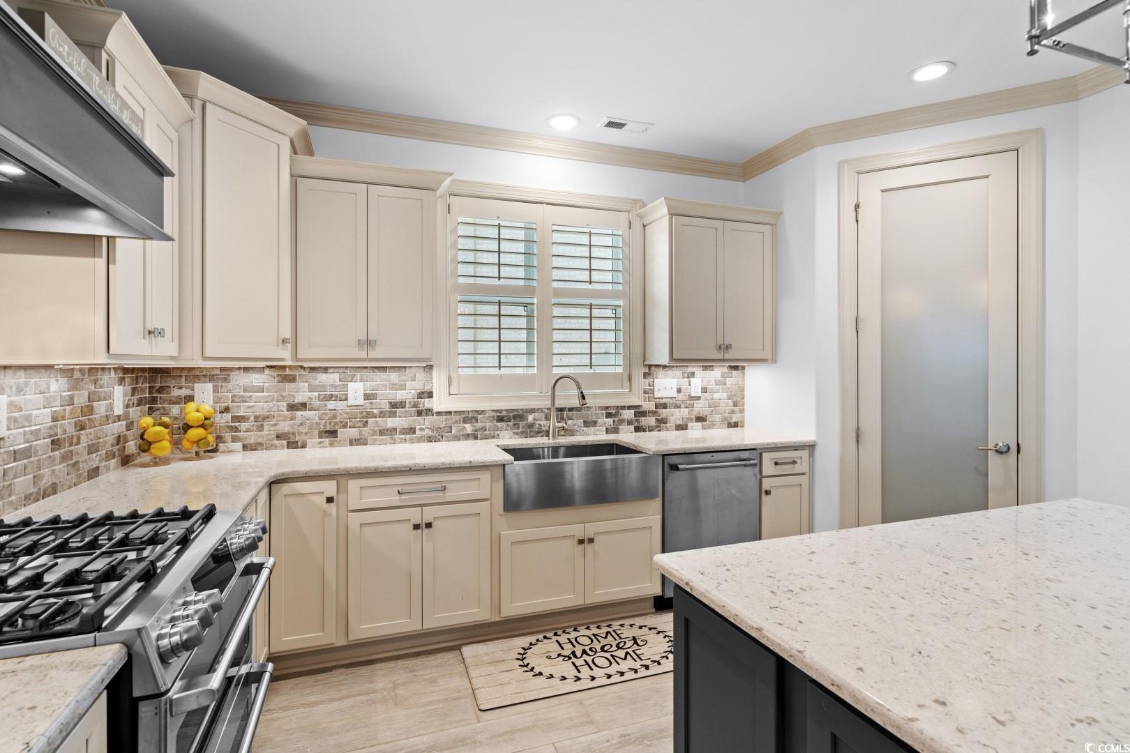 8454 Cape Dutch Loop