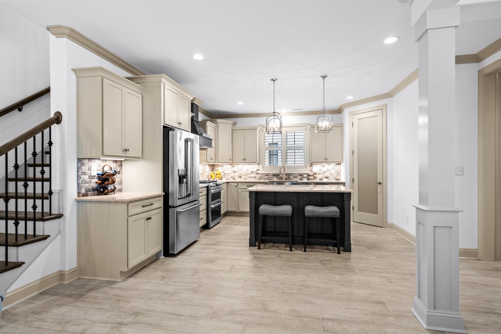 8454 Cape Dutch Loop