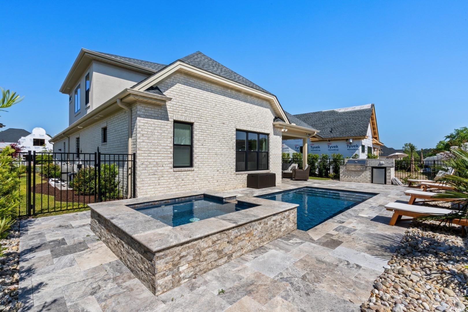 8454 Cape Dutch Loop