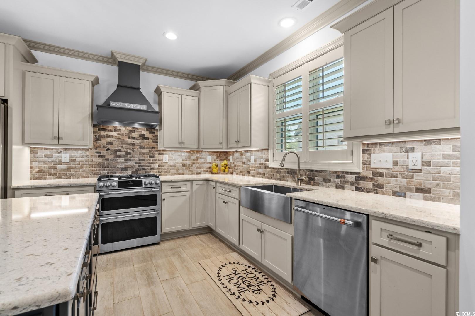 8454 Cape Dutch Loop