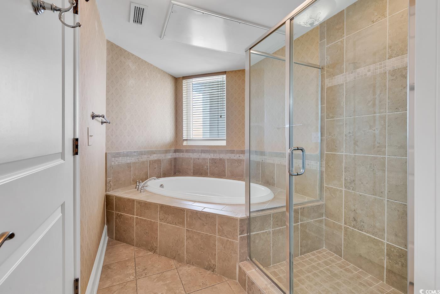 8121 Amalfi Pl. Unit: 4-604