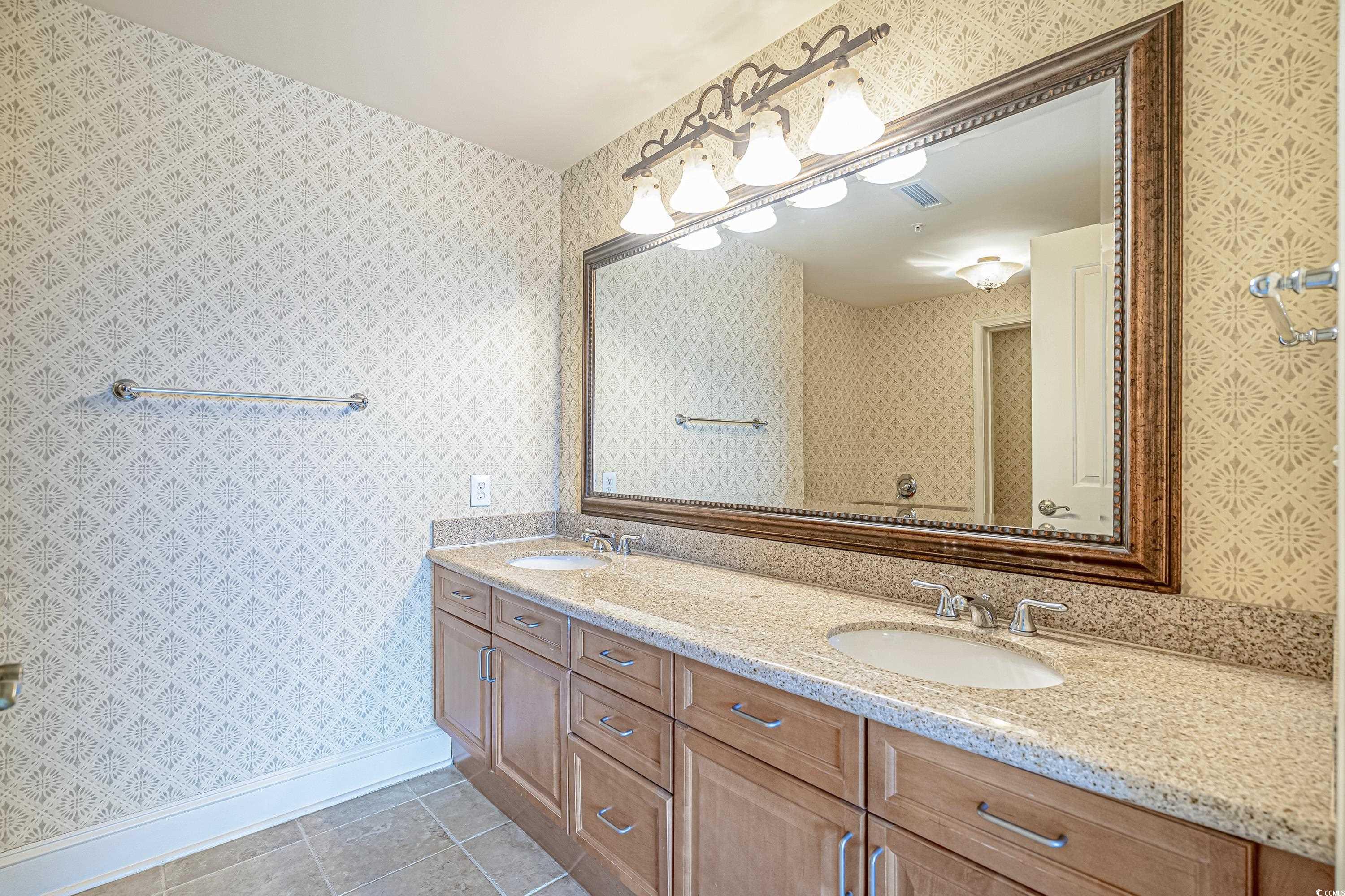 8121 Amalfi Pl. Unit: 4-502