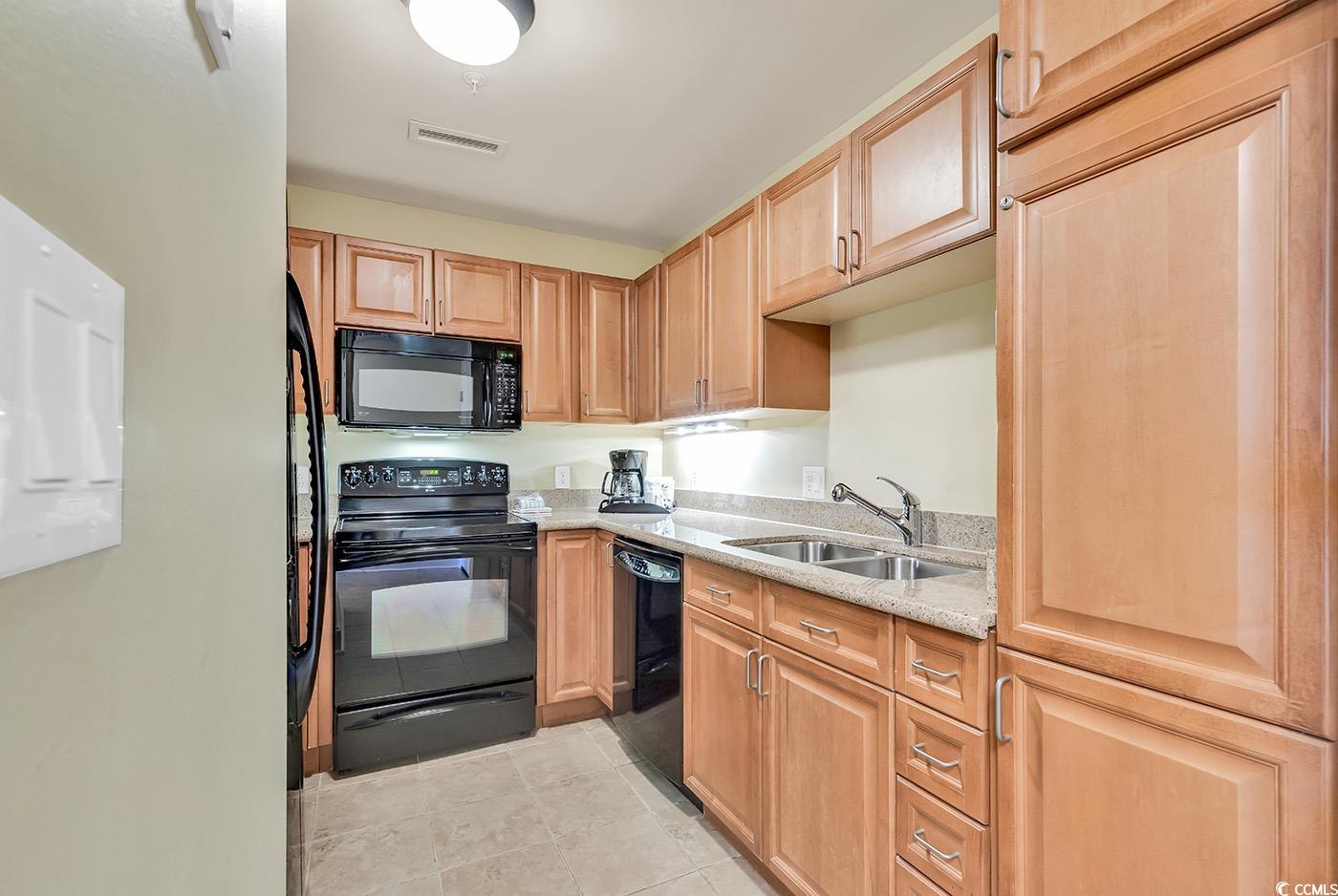 8121 Amalfi Pl. Unit: 5-103