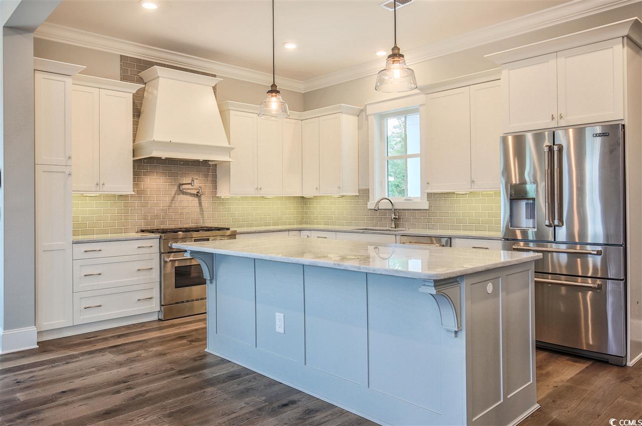 8053 Laurel Ash Ave.