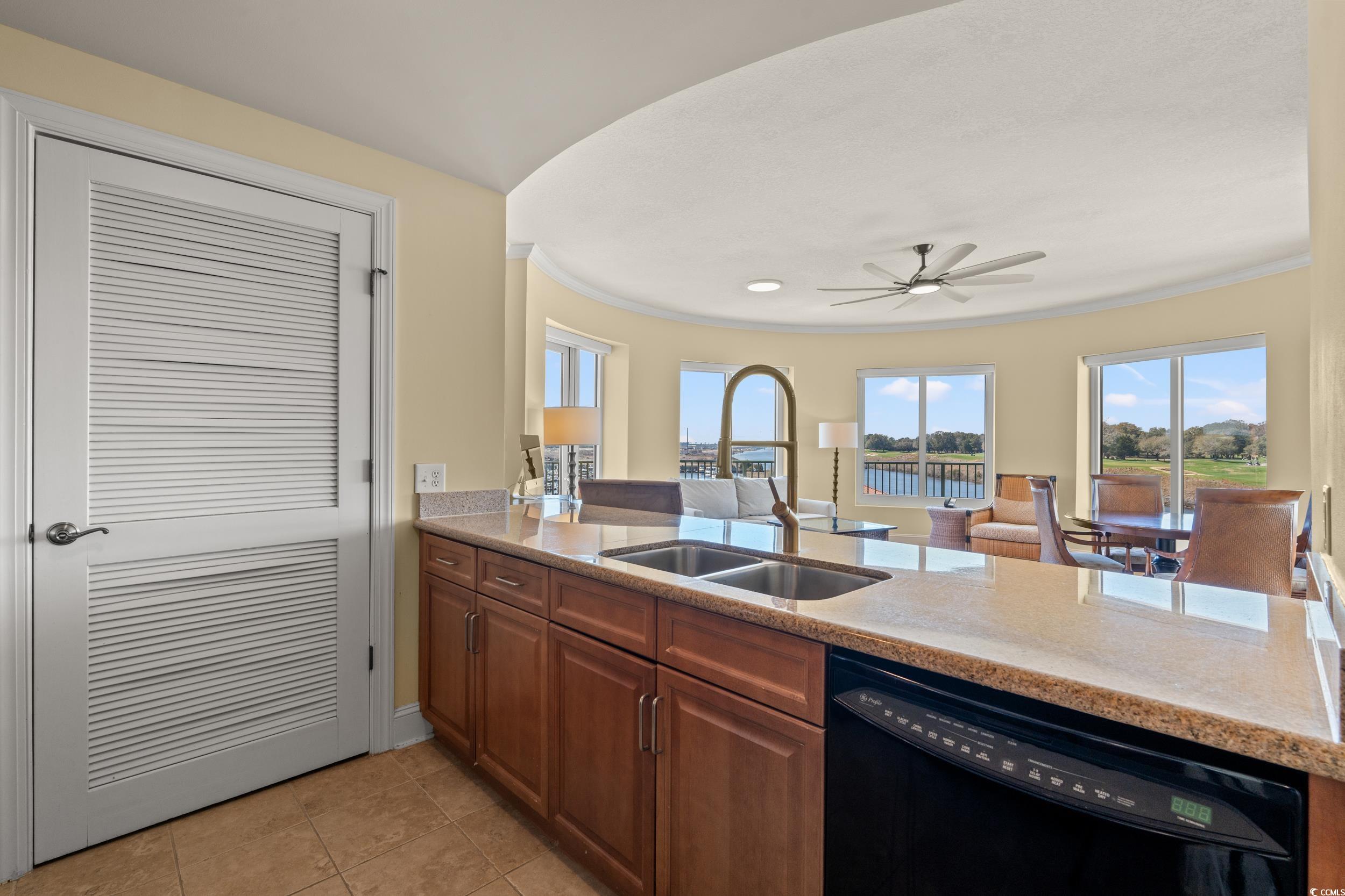 8121 Amalfi Pl. Unit: 5-401