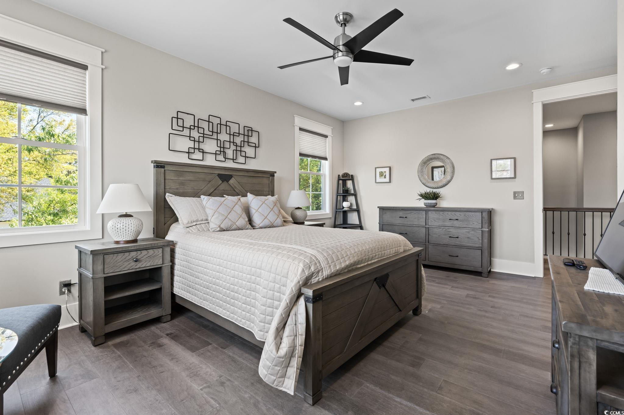 1006 Surf Pointe Dr.