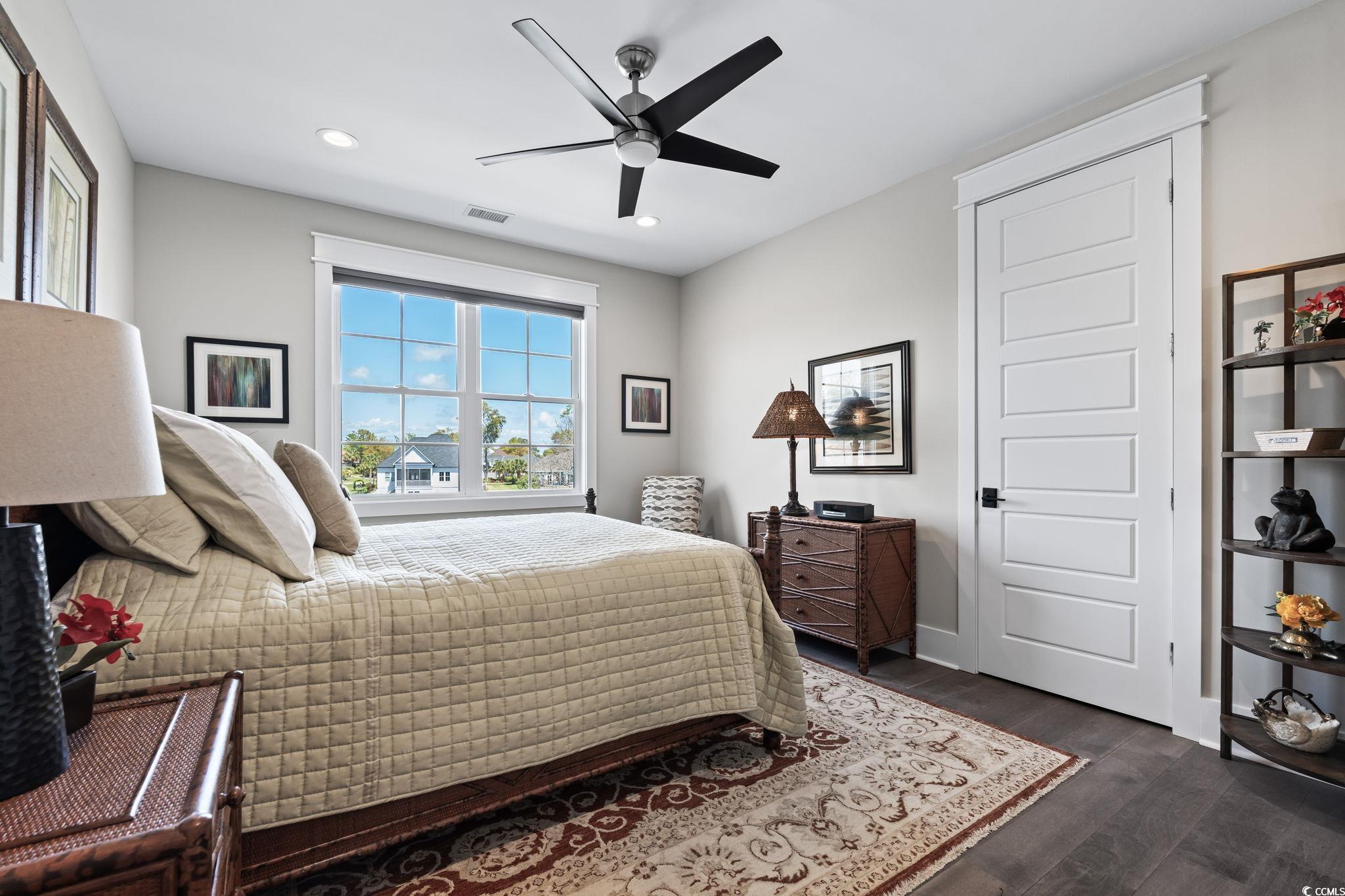 1006 Surf Pointe Dr.