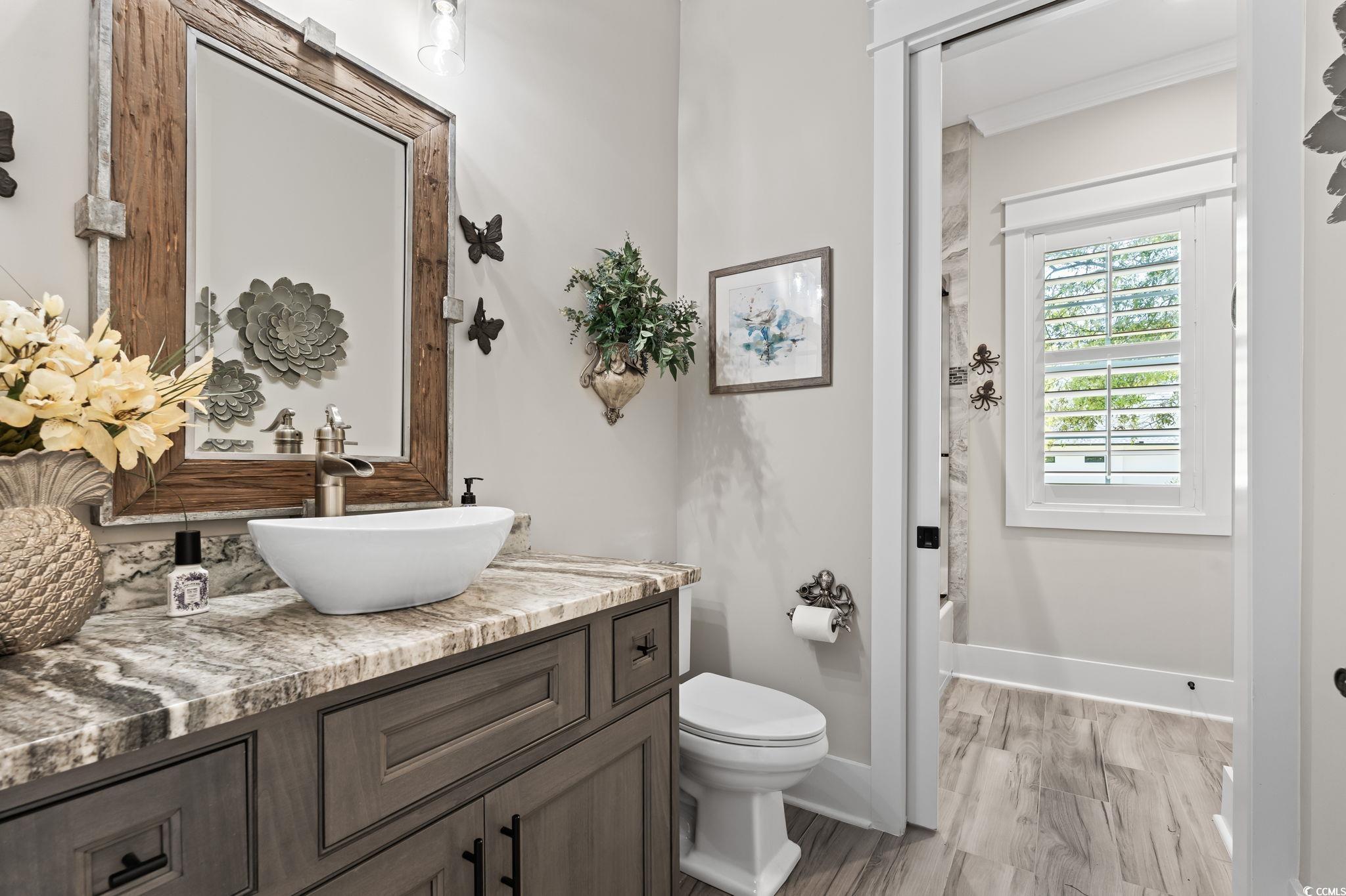 1006 Surf Pointe Dr.