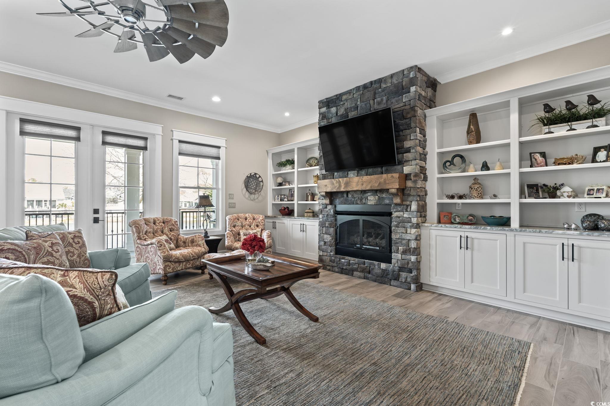 1006 Surf Pointe Dr.