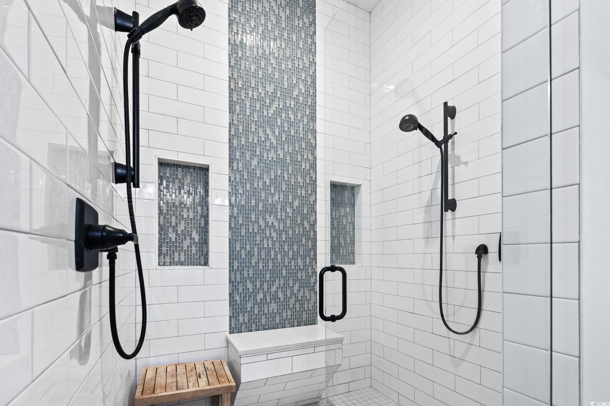 1006 Surf Pointe Dr.