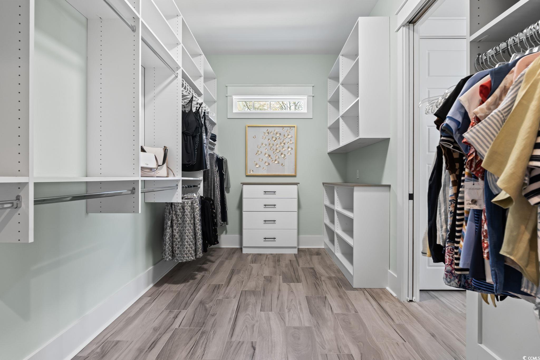 1006 Surf Pointe Dr.