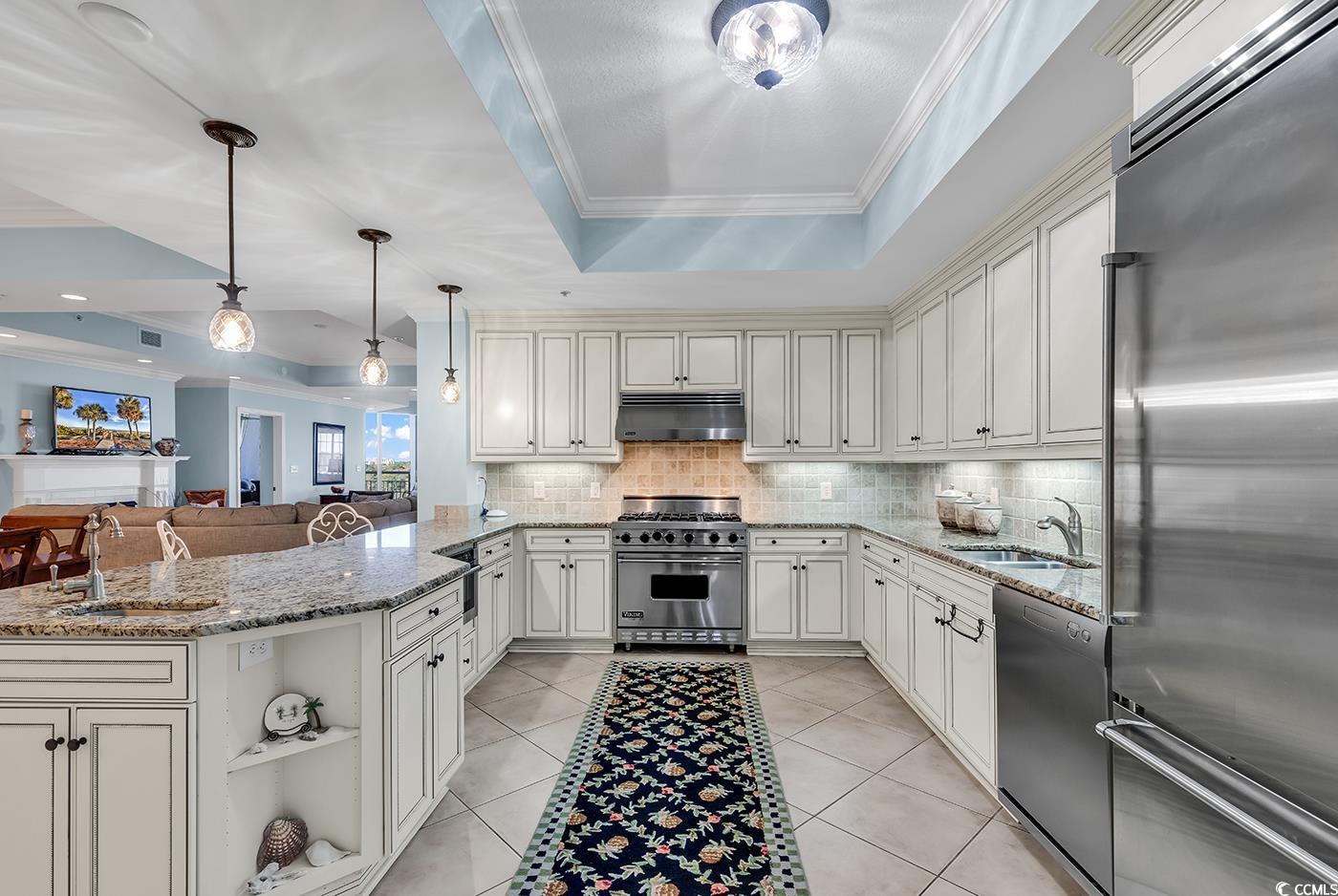 9547 Edgerton Dr. Unit: 702