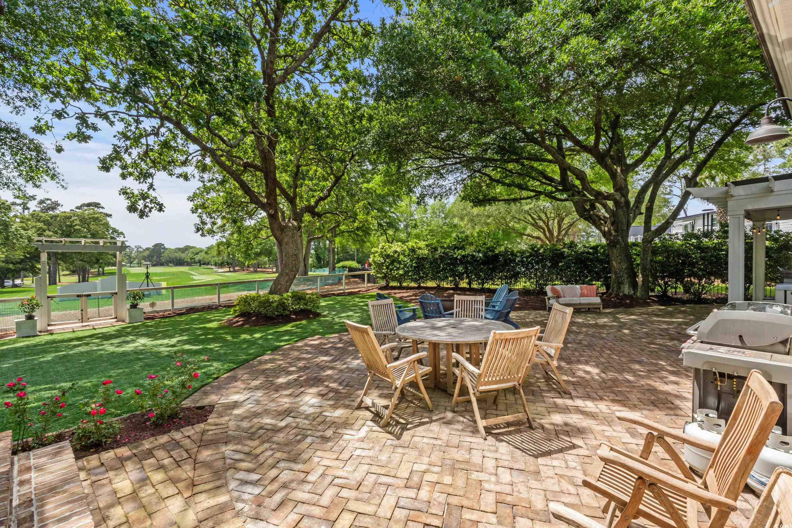 9340 Lake Dr.