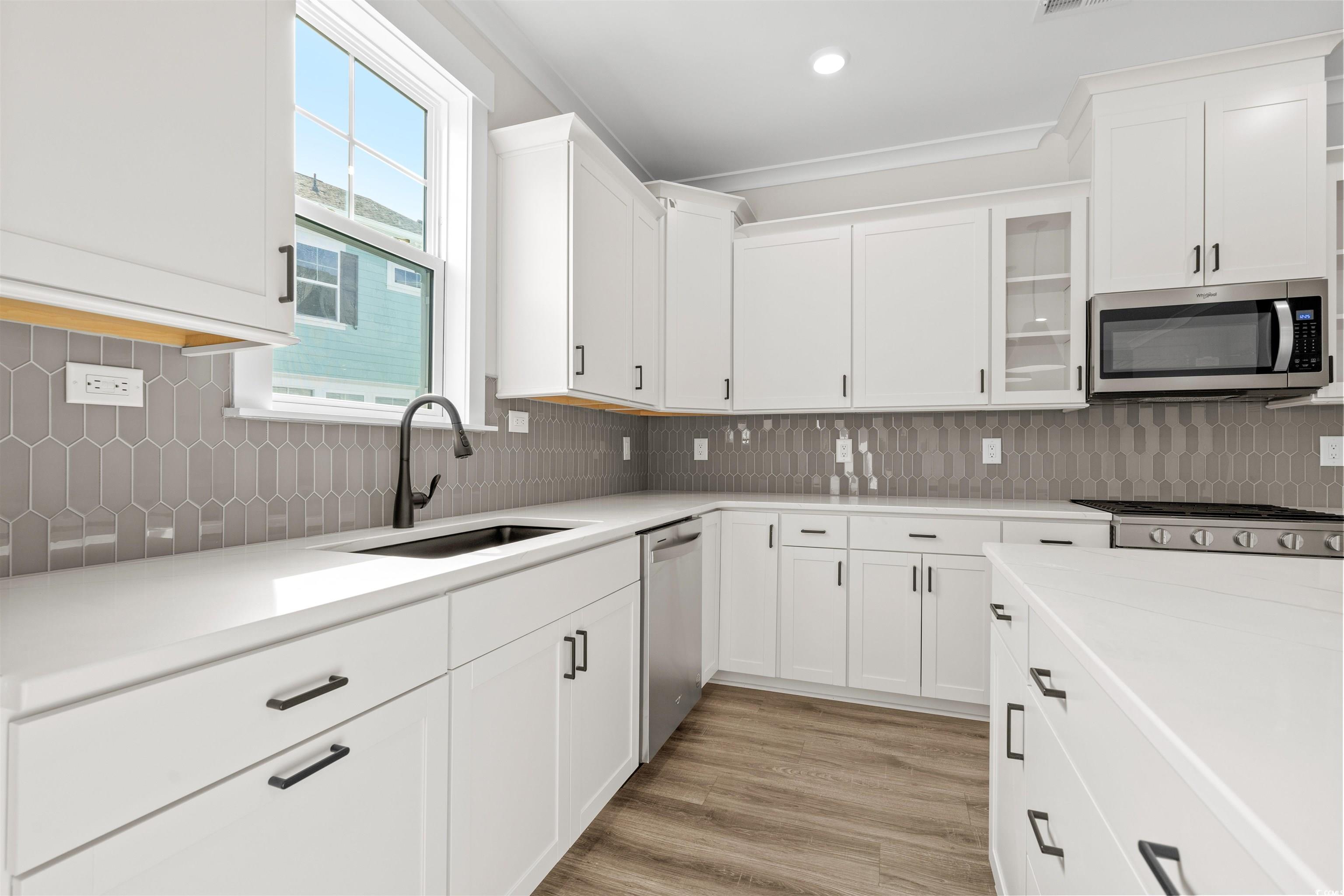 8472 Duke Pl. Unit: 30