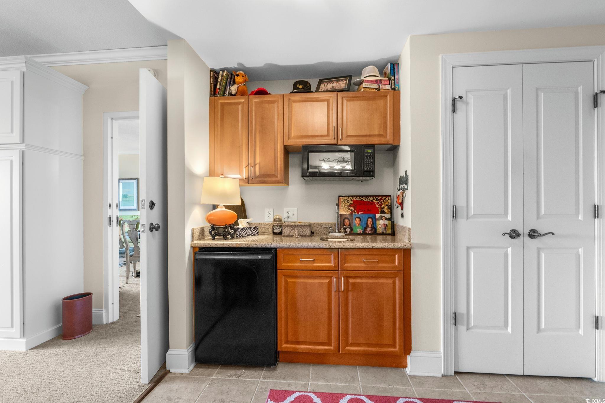 8121 Amalfi Pl. Unit: 7-304