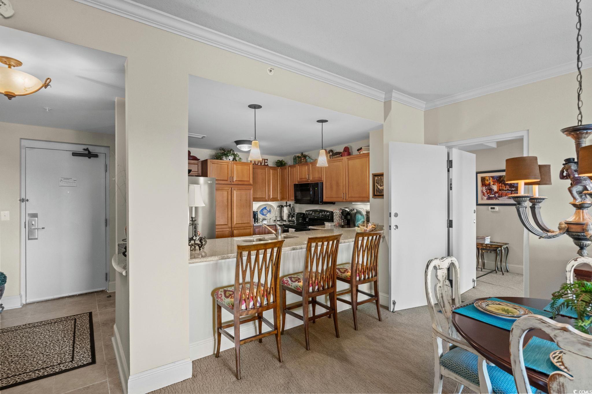 8121 Amalfi Pl. Unit: 7-304