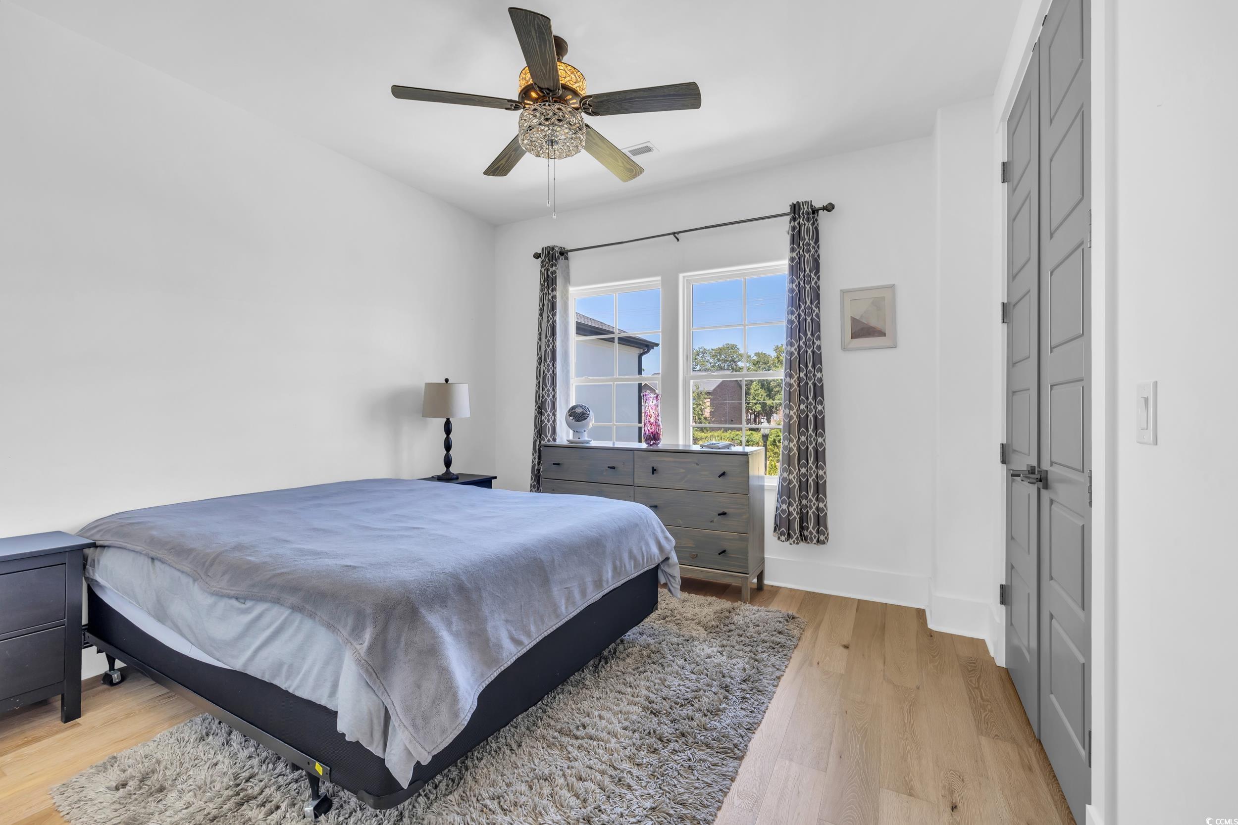 6774 Ocean Breeze Loop