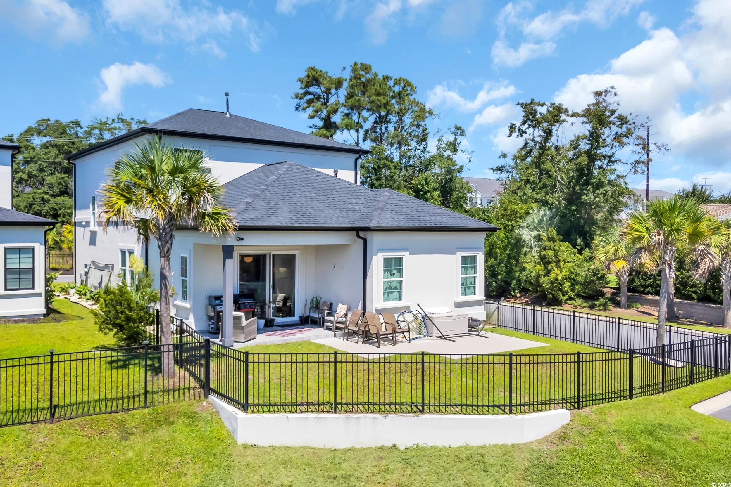 6774 Ocean Breeze Loop