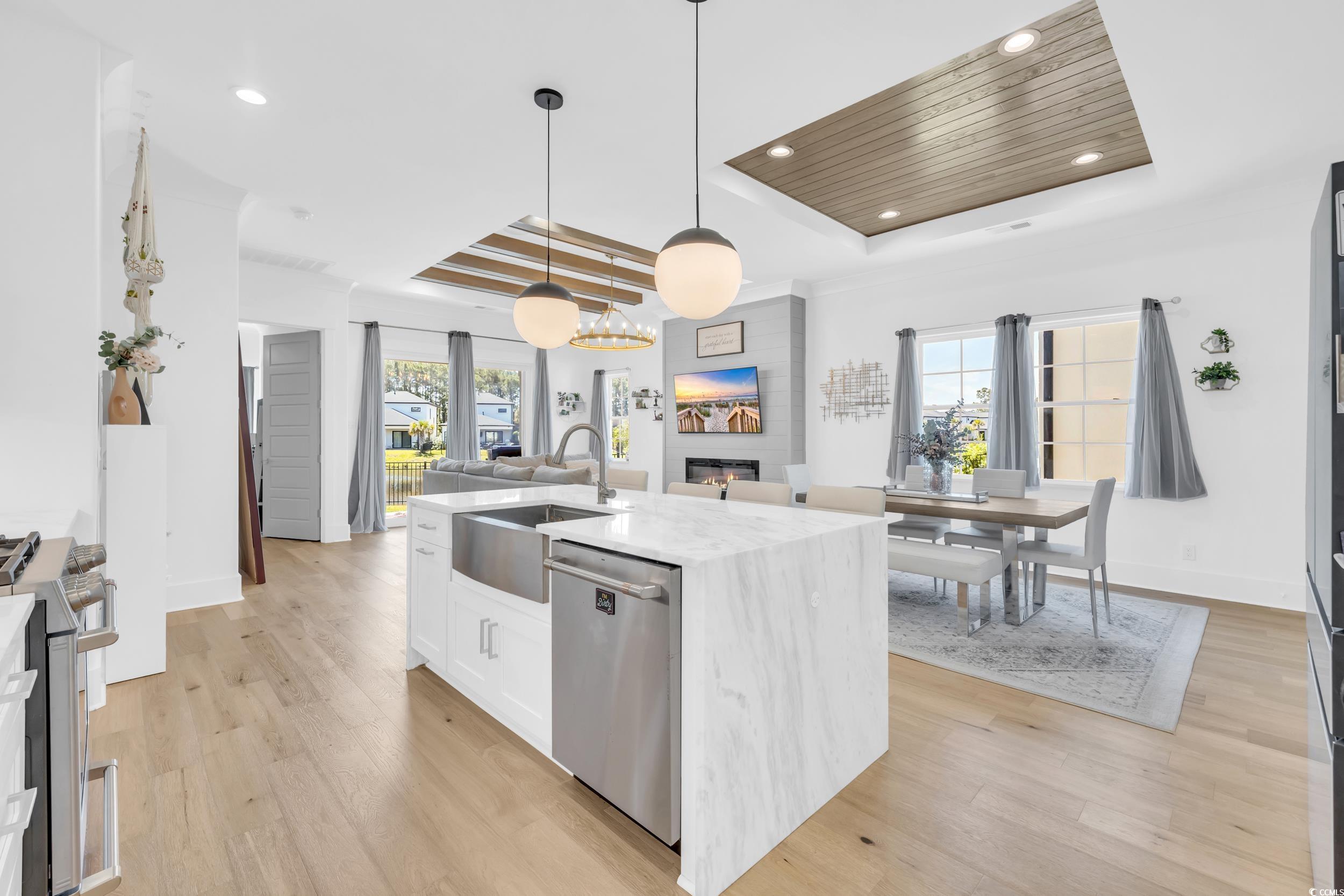 6774 Ocean Breeze Loop