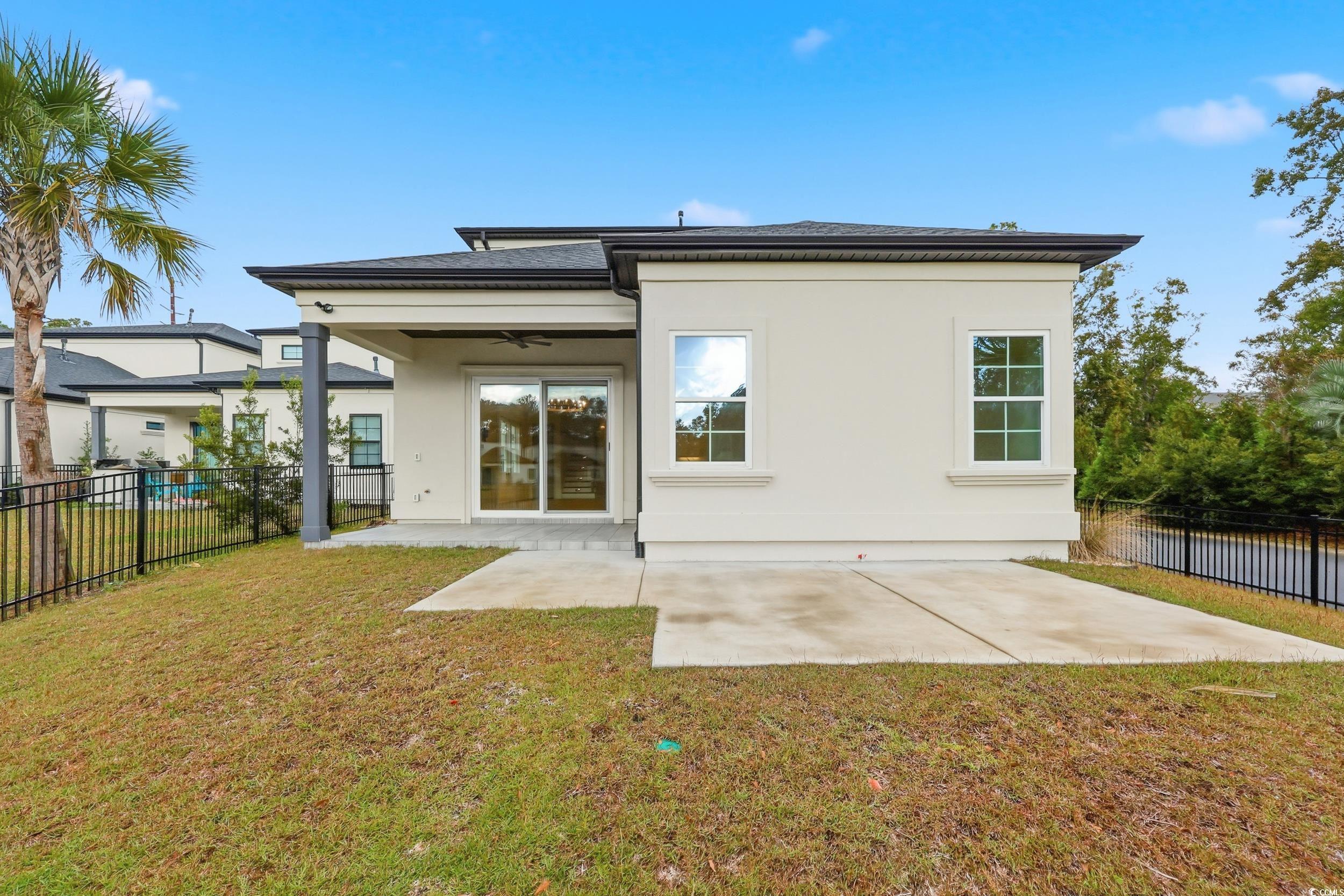 6774 Ocean Breeze Loop