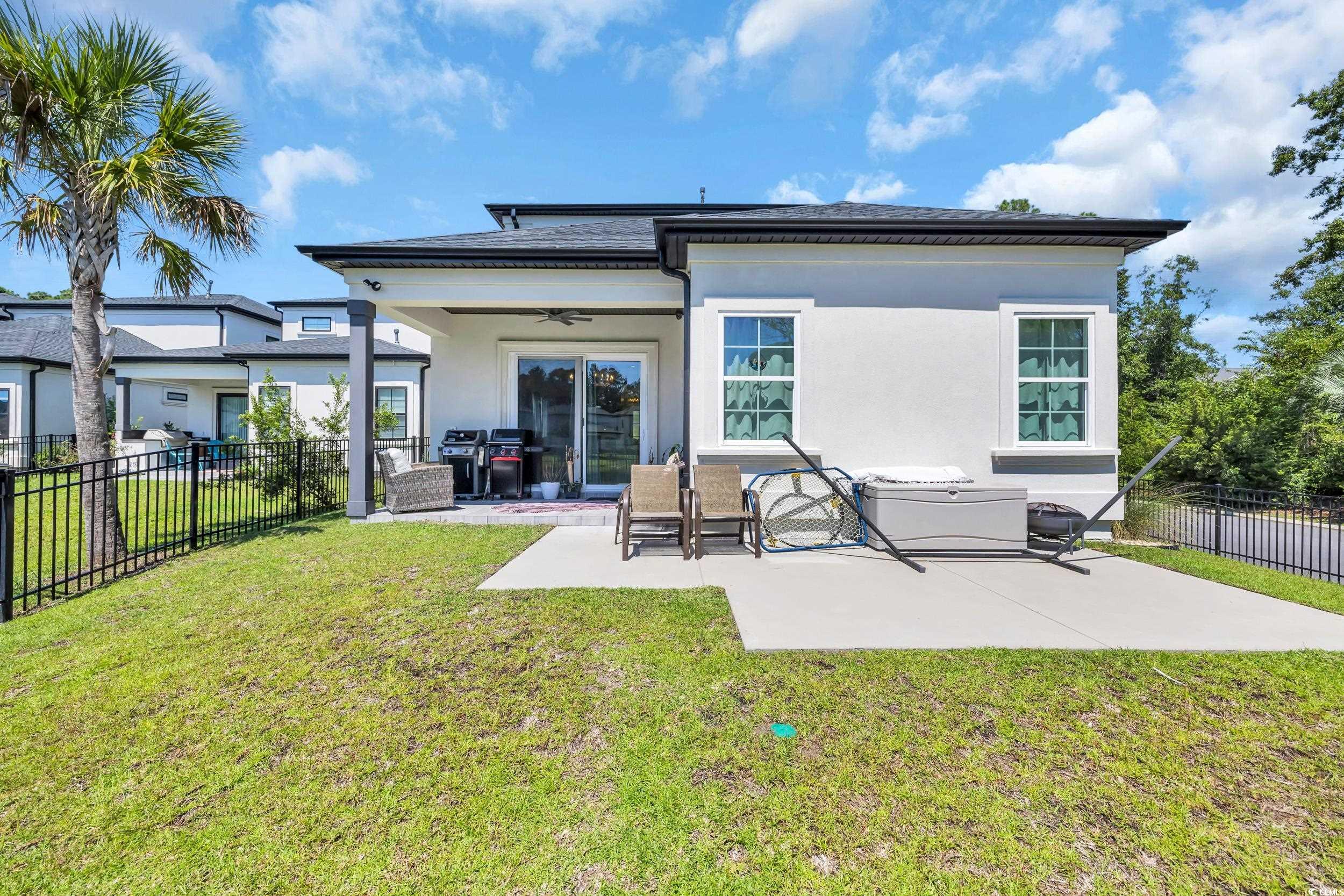 6774 Ocean Breeze Loop