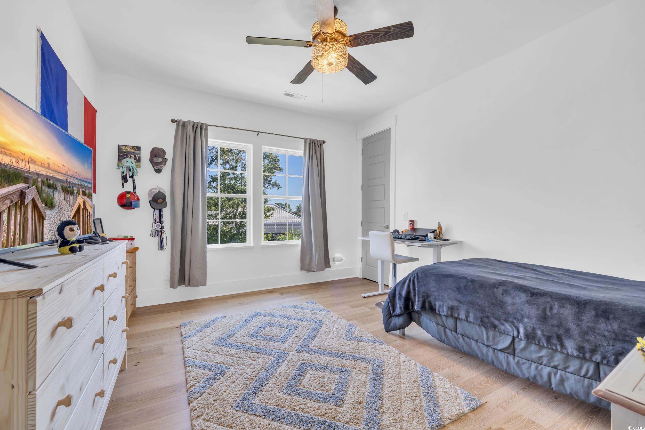 6774 Ocean Breeze Loop