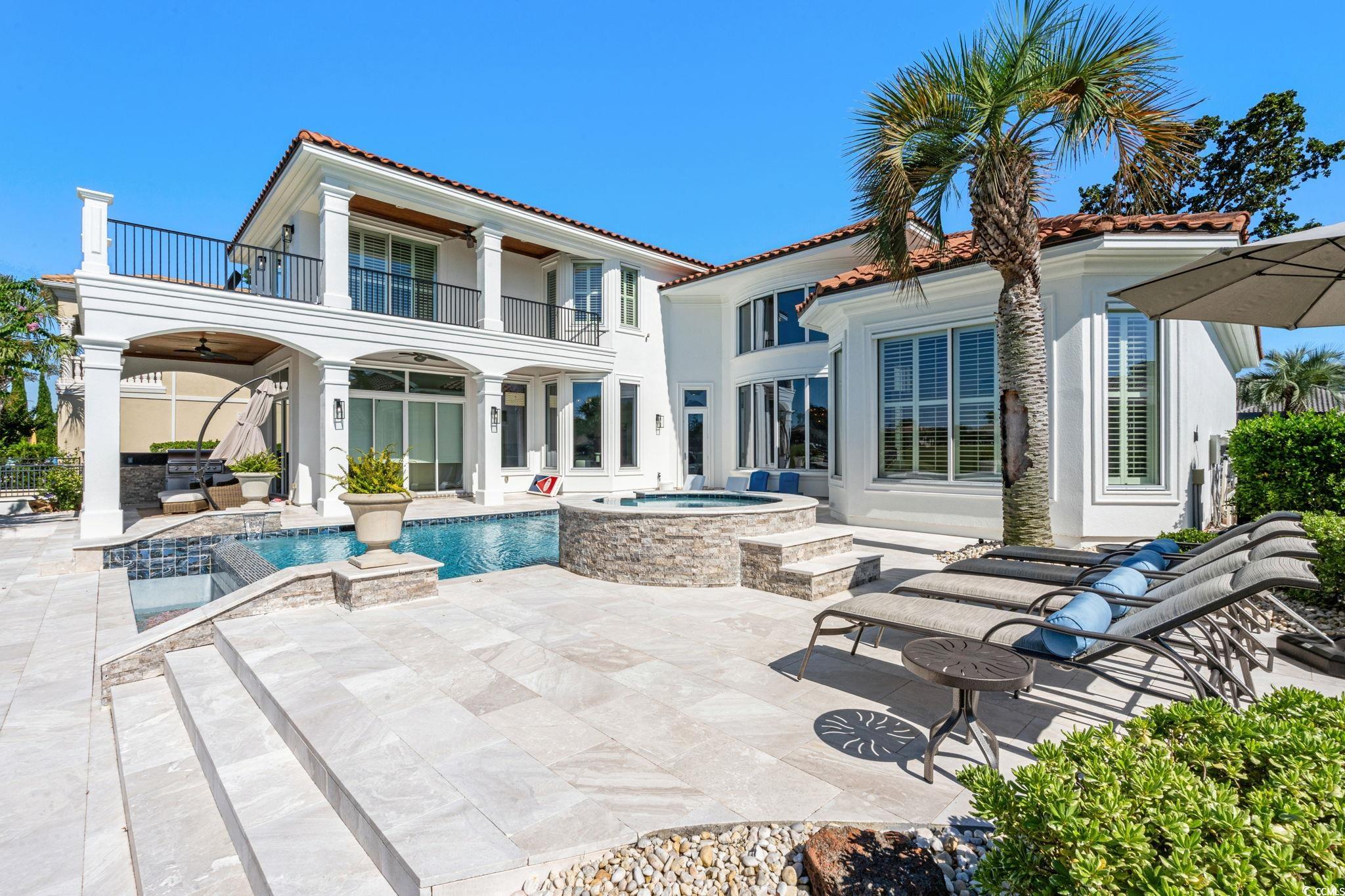 9285 Marina Pkwy.