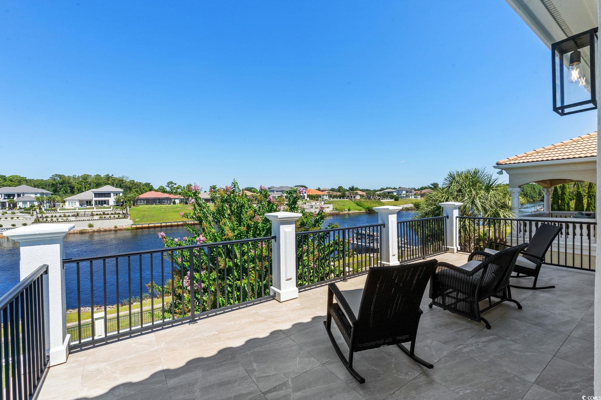 9285 Marina Pkwy.