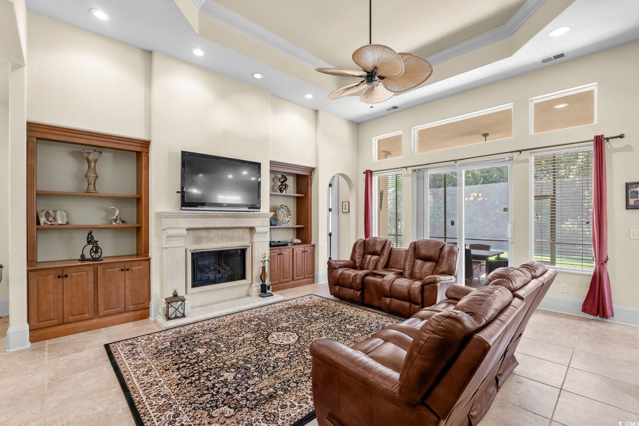 9891 Bellasera Circle