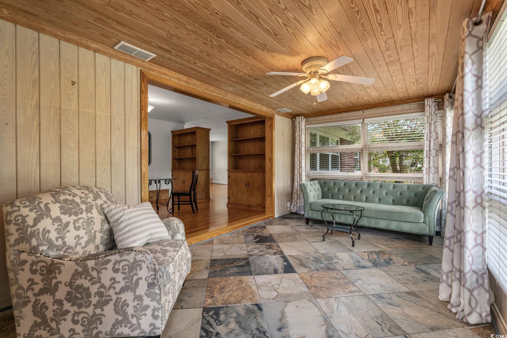 5703 Woodside Ave.