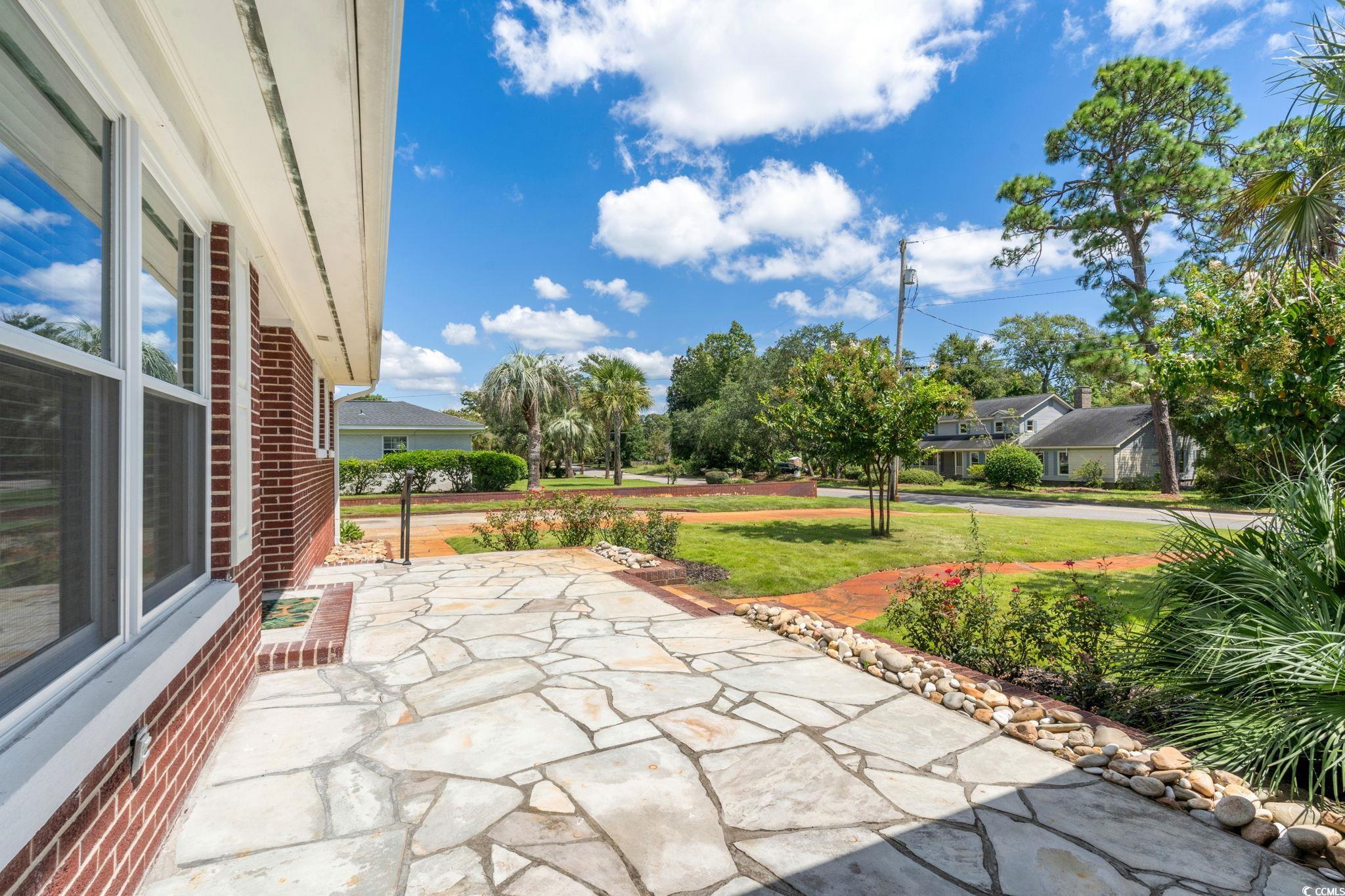 5703 Woodside Ave.